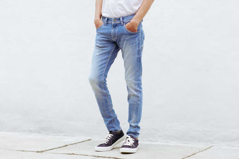 Man Wearing Blue Jeans